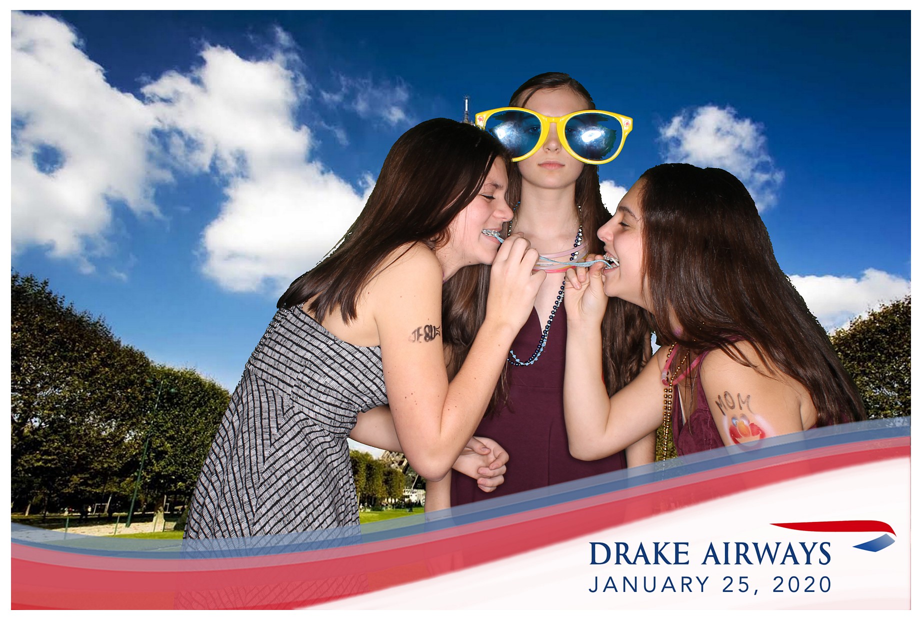 Drake Airways | View more photos from the event at gallery.photoboothcincy.com/u/PhotoBoothCincy/Drake-Airways